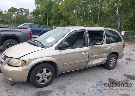 2007 Dodge Grand Caravan Sxt z USA, uszkodzony, nr VIN 2D4GP44L77R324345